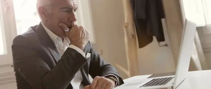 外贸人上半年业绩不好，没客户？这招帮你逆风翻盘！