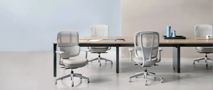 从世界500强办公室成长的家具龙头，跨境电商狂揽1亿GMV