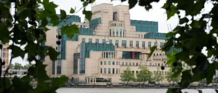 英国秘密间谍基金从隐秘运作走向公开