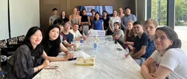 RCEP Centre 接待上海暑期学校国际学生 分享在华创业机遇