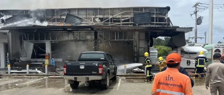 突发！东南亚市场！百年争端再起：泰柬军队交火，致12人死亡，40000人紧急疏散！