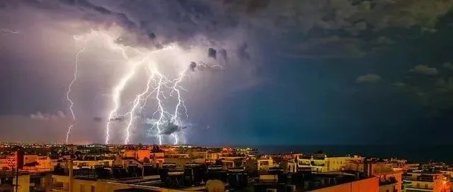 8月1日美欧关税决战倒计时！给中国的关键启示