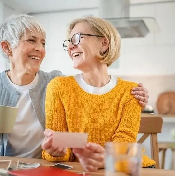 老年人税收新政：65岁及以上纳税人6000美元专项扣除详解