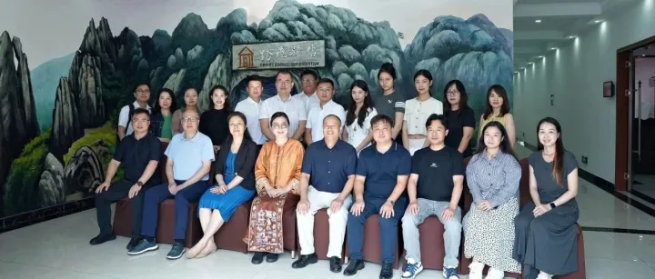 广东省贸促会崔会长一行莅临跨境驿站调研指导