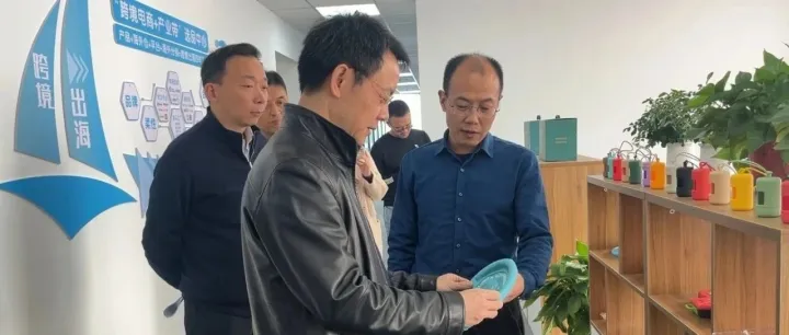 扬名街道领导一行莅临指导交流