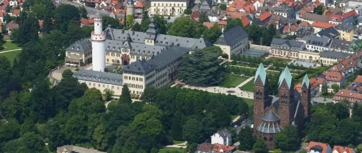 【德国名城】<em>巴特</em><em>洪堡</em> Bad Homburg-疗养小城