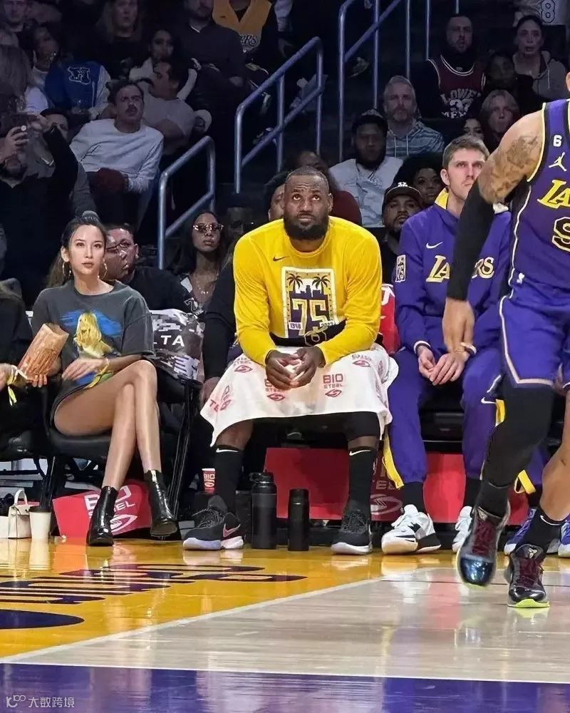 xingkong.com】[流言板]詹姆斯：让对手感到恐惧，这让库里成为史上最伟大的射手, image size:800x1000