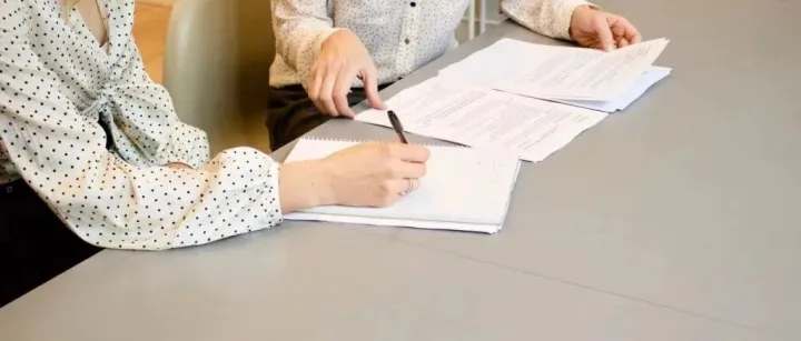 聊聊联盟客要不要签合同?