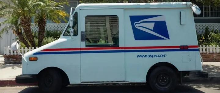 全球邮政服务受关税影响，暂停对美国投递