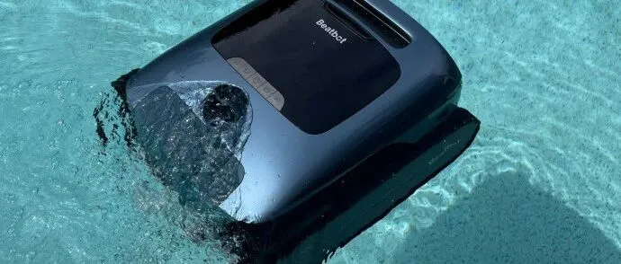 估值破20亿，拿下90%份额，中国泳池机器人横扫海外