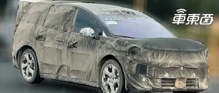 疑似理想i9谍照首曝！尾部或采用全新造型，豪华纯电SUV大战要来了