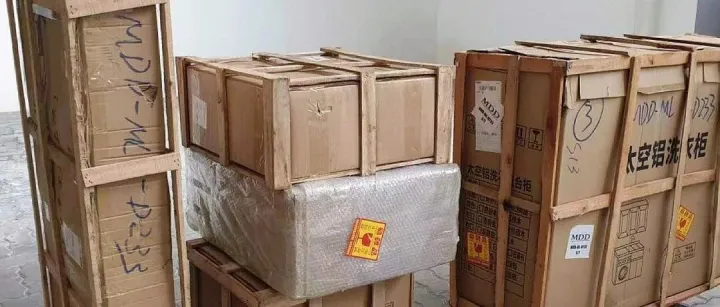 海外高端人群家具的木材选用与常见类型，了解这些对于我们做海运家具门到门工作有很大的帮助。