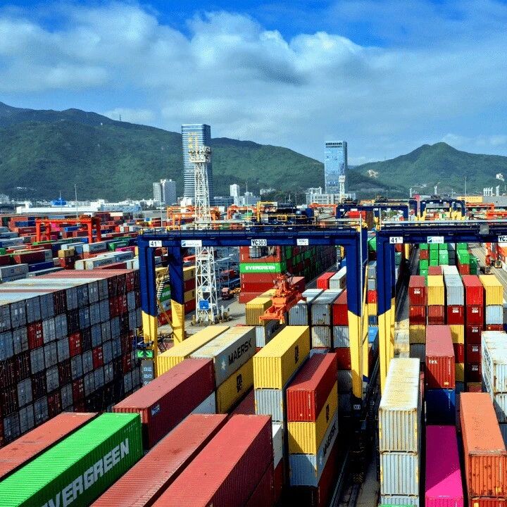 最高1600美元！多家船司宣布9月涨价！- 大数跨境