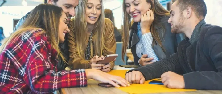 深圳工程师造泳池机器人，70%欧洲订单来自速卖通