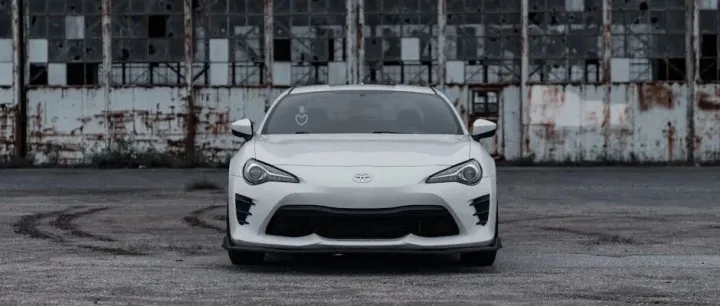 当工厂80%订单因关税锐减，这位“厂二代”朋友如何两周逆袭？