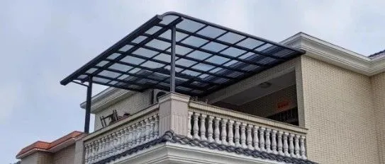 <em>点击</em>下面蓝字，直接<em>联系</em>师傅