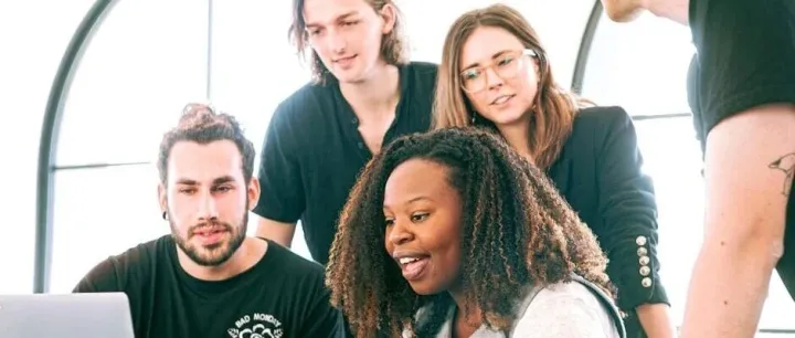 在不确定时代构建“反脆弱”增长的底层逻辑