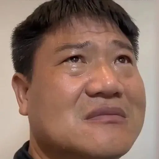 百万网红反诈老陈打假嘎子哥翻车，直播间被抖音封禁，鞠躬道歉求放过