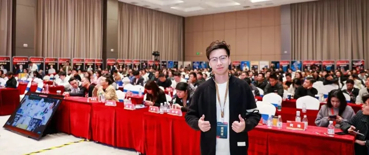 惊了！从电商单人苦熬到月入10万，就这么干