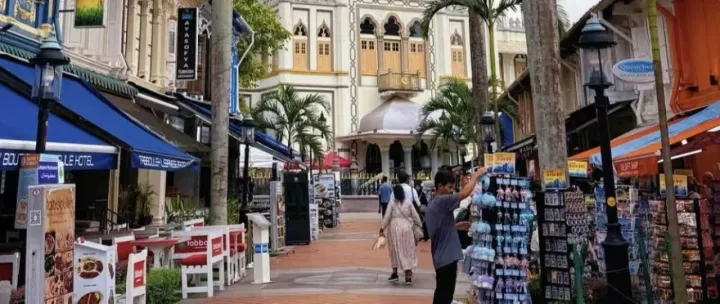 TikTok开店选哪种模式？本土、跨境、全托管大揭秘