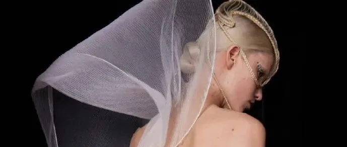 时尚圈第一仙女，身上却全是垃圾...