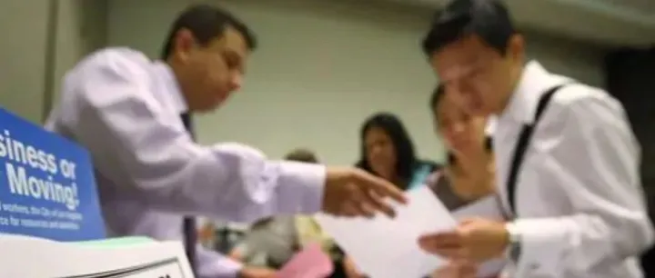 美股周二收高 三大股指均创历史最高收盘纪录 美国非农就业增长数据大幅下修 中东冲突局势恶化 关注CPI与PPI关键通胀数据