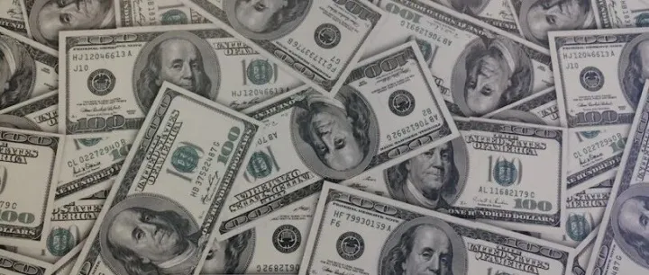 影视股回暖，估值逻辑悄悄变了