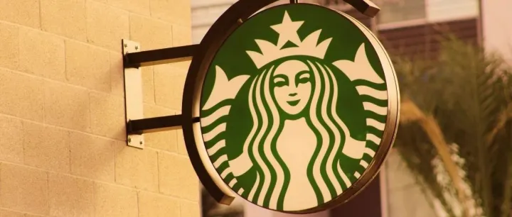 史上首次降价后，十几块就可以点杯星巴克了，不过...