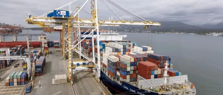 好玩儿！温哥华港口局免费参观+请你吃热狗BBQ!