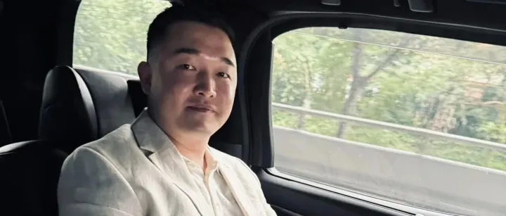 “在新加坡被人哄的一愣一愣的”，我决定放弃马来西亚了