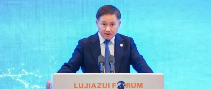 央行行长谈“跨境支付体系”