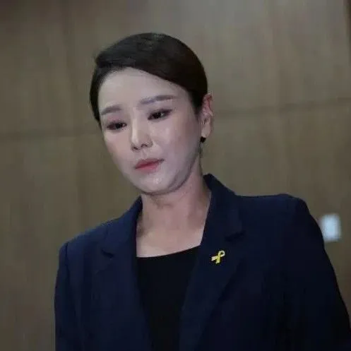 "조국, 당내 성<em>비</em>위 사건 침묵" 강미정 前아나, 전격 <em>탈</em>당