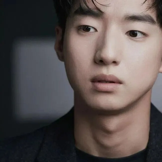 '폭군의 셰프' 막내 숙수, 大반<em>전</em> 고<em>대</em>생.."교수 꿈 위해 박사과정 진학 준<em>비</em> 중" 김현..