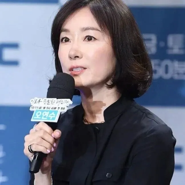 오연수, 제주 여행 <em>중</em> 울컥 "어리고 <em>돈</em> 없던 시절, &손지창도 힘들었다"