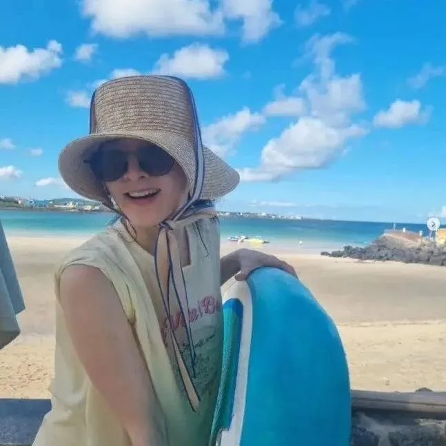 <em>보</em>기 드<em>문</em> 수영복 자태 깜짝