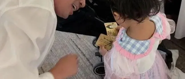 <em>이</em>지혜 두 딸, '강재준 子' 돌잔치서 계 탔네…양손 두<em>둑</em>한 "용돈 세례" [ 해시태<em>그</em>]