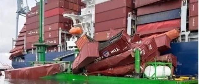 突发事件！60多个集装箱坠海，以星船在美国长滩港发生事故