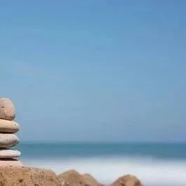 一条“招财”手串在TikTok上月销百万，玄学饰品出海正当时