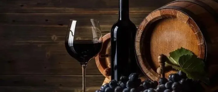 醇美邂逅：与红酒的不期而遇