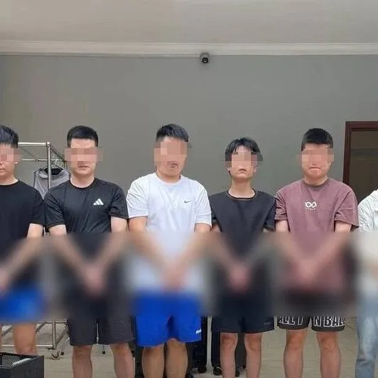 金边警方再端两处电诈窝点！10名中国人被捕，查获大量作案设备