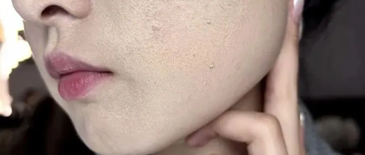 秋风一刮脸就干？税免商城送你这份「秋季护肤抄作业清单」！