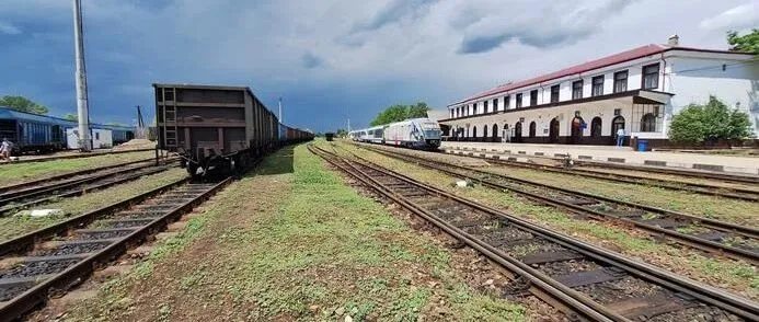 【新签】中企助力南非铁路网通信系统升级改造/近1亿欧元捷克普热罗夫新控制中心建设合同/罗马尼亚边境铁路电气化改造合同等