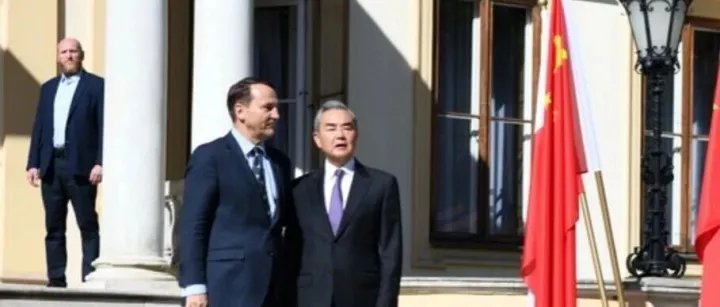 新闻 | 中欧共建欧亚走廊＋空客战略合作拓展飞机循环＋Kombiverkehr接管运营杜堡PKV码头