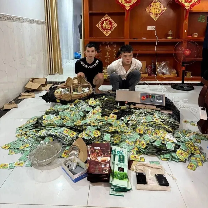 金边警方雷霆扫毒！端掉6个窝点，缴毒近60公斤！头目在逃！