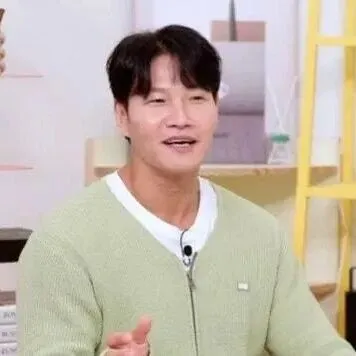 김종국, 결혼 <em>발</em>표 전 티 냈다 “난 원룸 살아도 되는 사람인데‥”(옥<em>문</em>아)