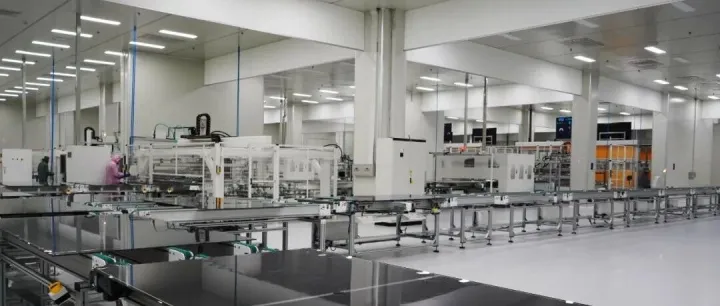 极电光能：领跑钙钛矿高端装备市场，以智造引擎驱动全球能源变革