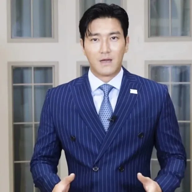 <em>최</em><em>시</em>원, 트럼프 측근 찰리 커<em>크</em> 사망 추모 “RIP”