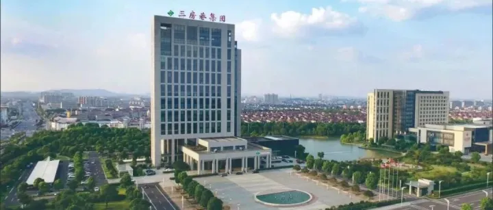 政策红利+千亿市场！化纤巨头半年亏2.7亿，还砸1亿布局新材料！