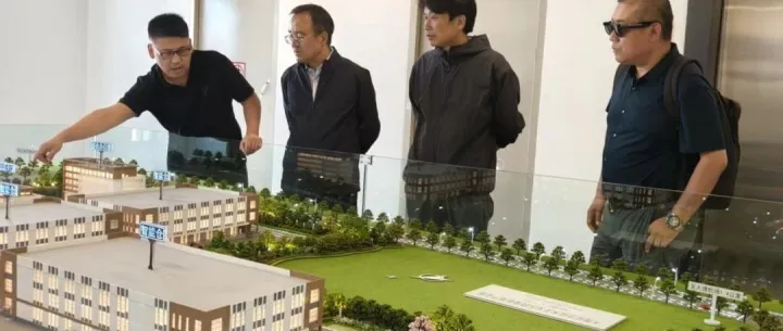 深化校企合作 共推产教融合——大理大学经济与管理学院到大理经济技术开发区跨境电商产业园调研