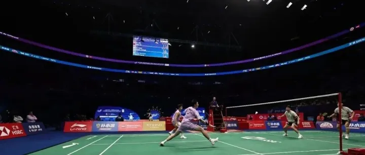 Badminton tournament delivers nonstop thrills 2025中国羽毛球大师赛精彩纷呈